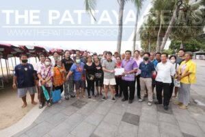 Pattaya Beach Vendors Ask City to Allow Parking on Beach Road Again