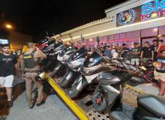 La police saisit 15 motos de location alors que les coureurs de motos koweïtiens restent un problème à Pattaya