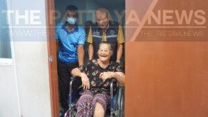 Pattaya City Council Donates Wheelchairs to Elderly Women in Need