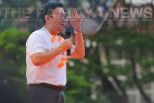 Chaitawat Voted as New Move Forward Party Leader in Thailand