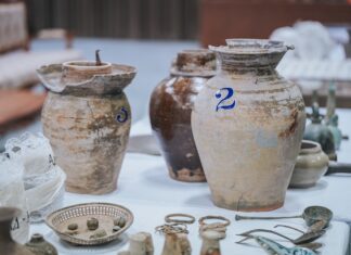 Police Arrest Artifact Looters and Seize Around 1,000 Relics