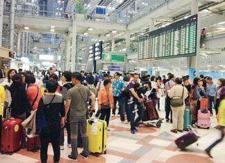 Thailand’s Free-Visa Scheme for Chinese and Kazakhstani Tourists Becomes Official