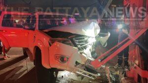 Pattaya Driver Crashes Into Power Pole, Tries to Escape