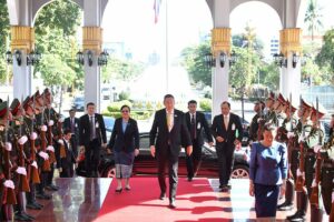 Thai Prime Minister Visits Laos to Strengthen Economic Ties, Discusses Cross-Border Rail and Road Development