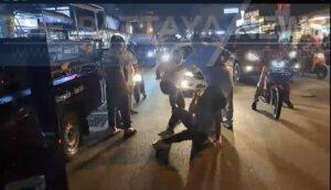 Pattaya Songtaew Drivers Engage in Fierce Brawl for Passengers