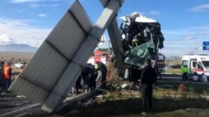 Coach Bus Accident in Turkey Leaves Several Thai Tourists Hurt