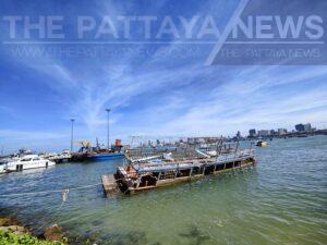 Top Pattaya News From The Last Week: Shipwreck Blocking Boat Traffic, Dates for Walk and Eat Naklua Festival, and More