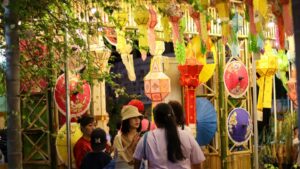 Chiang Mai’s Lantern Festival Prepares for Spectacular Lantern Displays; Flight Changes Announced