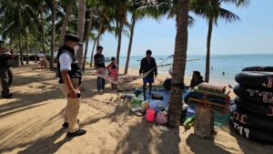 Homeless Couple Arrested on Jomtien Beach with Drug Paraphernalia