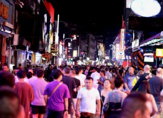 Pattaya Private Sector Highlights Rise in Family Tourism Amid Nightlife Service Extension, Advocates Clarity on Entertainment Zones