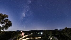 Leonid Meteor Shower to Illuminate Night Skies in Thailand: Dazzling Display on November 17-18, 2023