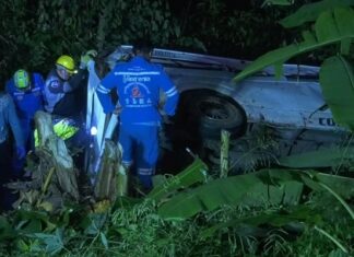 Два индийских туриста погибли в результате аварии такси на минивэне на юге Таиланда