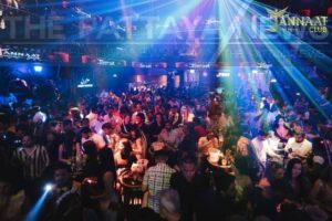 Jannaat Nightclub in Pattaya Gets Ready for Christmas