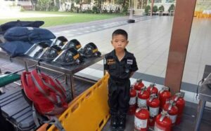 Young Hero in the Making: 6-Year-Old Extinguishes Forest Fire in Sri Racha