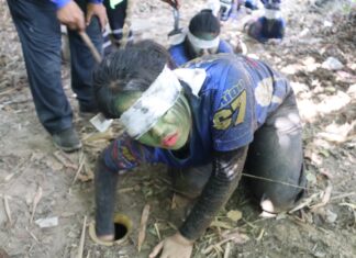 梭桃邑救援志愿者接受严格培训喜迎新兵