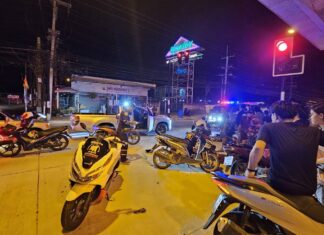 Bij een motorfietsbotsing raken drie mensen gewond in Sattahip