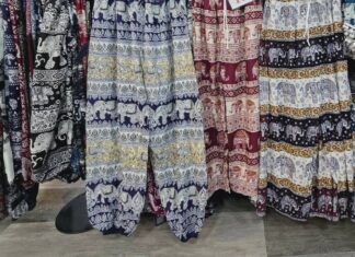 Много шума из-за штанов со слонами в Таиланде