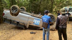 Tragic Accident in Khao Khitchakut National Park, Chanthaburi: One Thai Casualty and Nine Injured, Including Three Russian Tourists