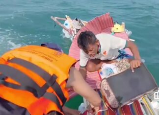 Homeless Man in Pattaya Rescued After Setting Sail on Homemade Raft Again