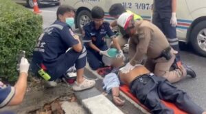 Bangkok Police Officer Saves Van Driver’s Life with Quick First Aid Response