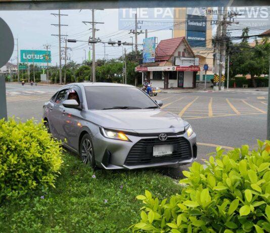 Intoxicated Driver Crashes Sedan into Central Reservation in Pattaya