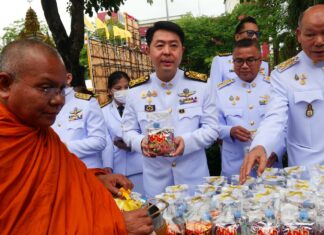 Phra Ratchasarsophon Honored with Royal Monkhood Title at Wat Chaimongkol Ceremony in Pattaya