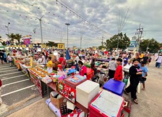 Photo Tour: Food Festival Taking Place This Weekend on Na Jomtien Beach!