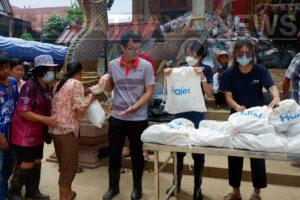 Haier Thailand extends a helping hand, donates supplies and supports appliance repairs for Northern flood victims