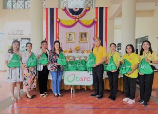 Sriracha Municipality Receive Survival Kits from Private Company to Give to Low-Income Residents