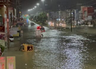 Heavy Rain Causes Significant Flooding in Pattaya, Stranding Vehicles