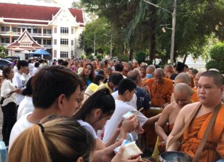 Wat Chaimongkol Royal Monastery in Pattaya Hosts Post Buddhist Lent Ceremonies