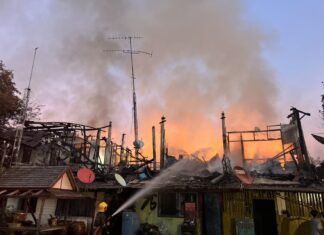 Fire Destroys Five Homes in Naklua, One Person Injured