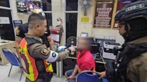 Drunk Australian Man Arrested After Allegedly Stealing Motorcycle and Fleeing From Police in Bangkok Following Dispute Over Rental Damages