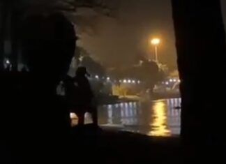 Foreign Couple Caught Having Sex in Public on Krating Lai Beach in Banglamung