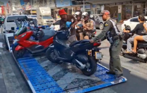 Pattaya Enforces Odd-Even Parking Rules on South Pattaya Road to Ease Traffic Congestion