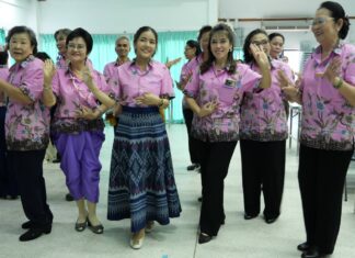 Banglamung Red Cross and District Officials Celebrate Songkran with Traditional Ceremony