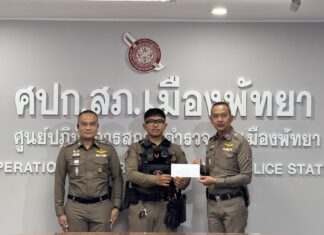 Pattaya Police Officer Climbs Across Fourth-Floor Balcony to Rescue Frightened 7-Year-Old