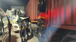 Multiple Large Trucks Collide on Highway Near Pattaya, No Injuries, Driver Says Religious Amulet Protected Him