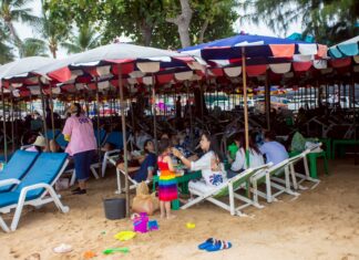 Chinese Tourism Decline in Thailand, Vietnam Drawing More Tourists, Leads to Thai Government Forming Strategic Response