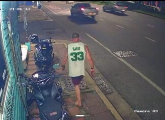Foreign Man Caught on CCTV Breaking Into Pattaya Rescue Volunteer Booth, Damaging Property