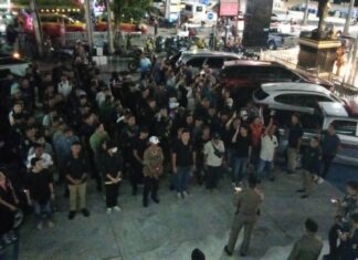 Pattaya Police Plan to Stomp Out Beachfront Prostitution, Over 50 People Arrested