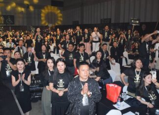 Pattaya begrüßt über 1,400 chinesische Besucher der Xinjuzhiheng-Gruppe und fördert damit den Tourismus und die bilateralen Beziehungen