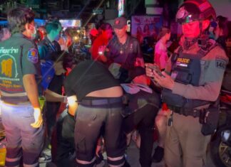 パタヤで警備員がギャングに襲撃される、CCTVが暴力行為を捉える