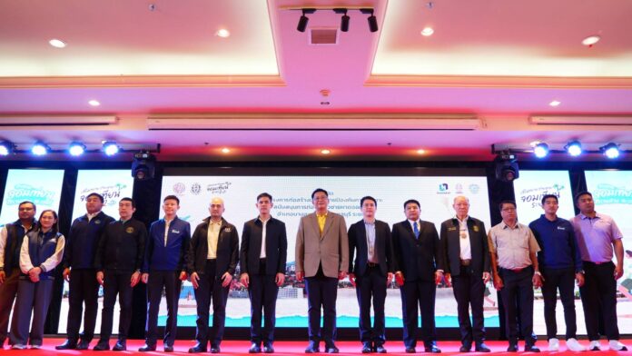 Морское управление Таиланда продвигает проект по пополнению песка на пляже Джомтьен для стимулирования туризма