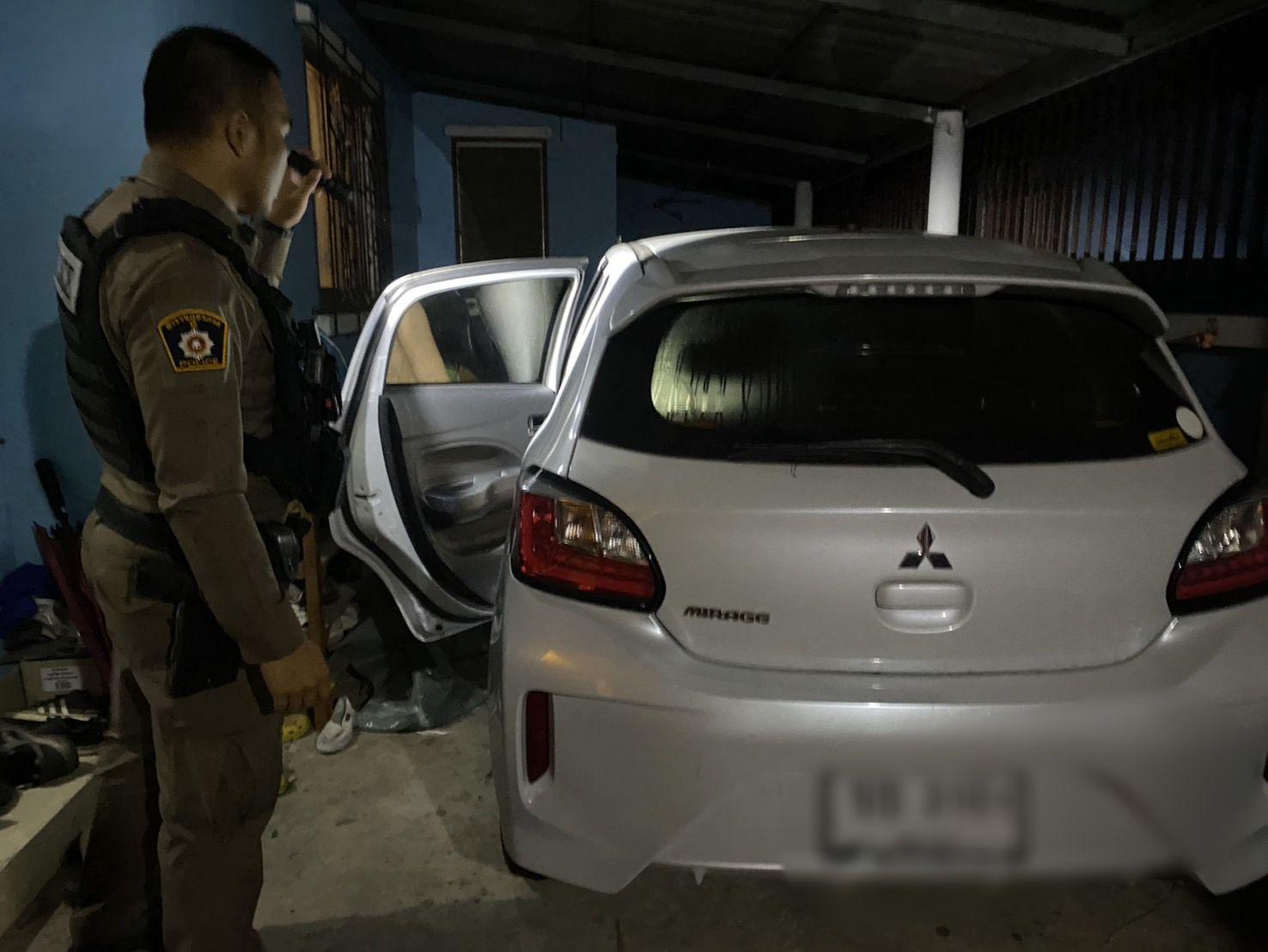 Woman found dead in car in Sri Racha after two days | News by Thaiger