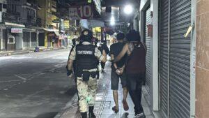 Banglamung Authorities and Police Raid Kratom Shop, Seize Drugs and Detain Suspects