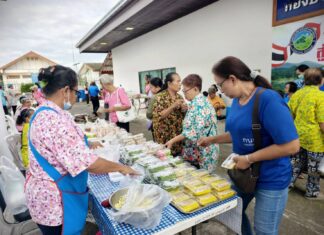 Der Unterbezirk Khao Mai Kaew fördert den Gemeinschaftsmarkt und präsentiert lokale Produkte und Waren