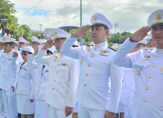 Sri Racha District Holds Ceremony to Commemorate the 100th Anniversary of King Ananda Mahidols Birth