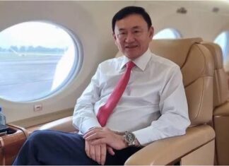 Thaksin Shinawatra lämnar Thailand för Dubai och åberopar läkarkontroll efter flygstörning till Singapore