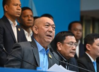 Thai Democrat Party Leader Chalermchai Sri-on Steps Down Amid Health Concerns